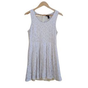 Forever 21 Dress Lace Sleeveless Scoop‎ Neck Mini Gathered Fit & Flare Cream M